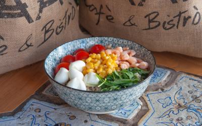 Pomodoro Datterino, Rucola, Gamberetti, Nodini Andriesi e Cavolo rosso